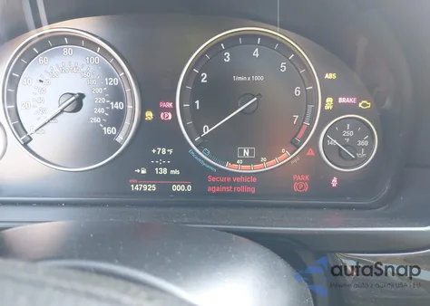 2013 BMW 528I xDrive из США, поврежденный, VIN WBAXH5C53DDW11955